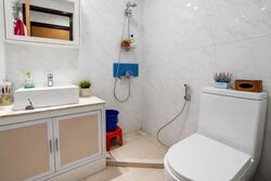 Regent Heights (D23), Condominium #560355671